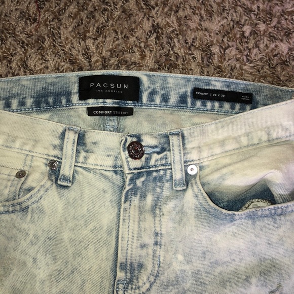acid wash Ripped pacsun jeans ACCEPTING OFFERS - Picture 2 of 5